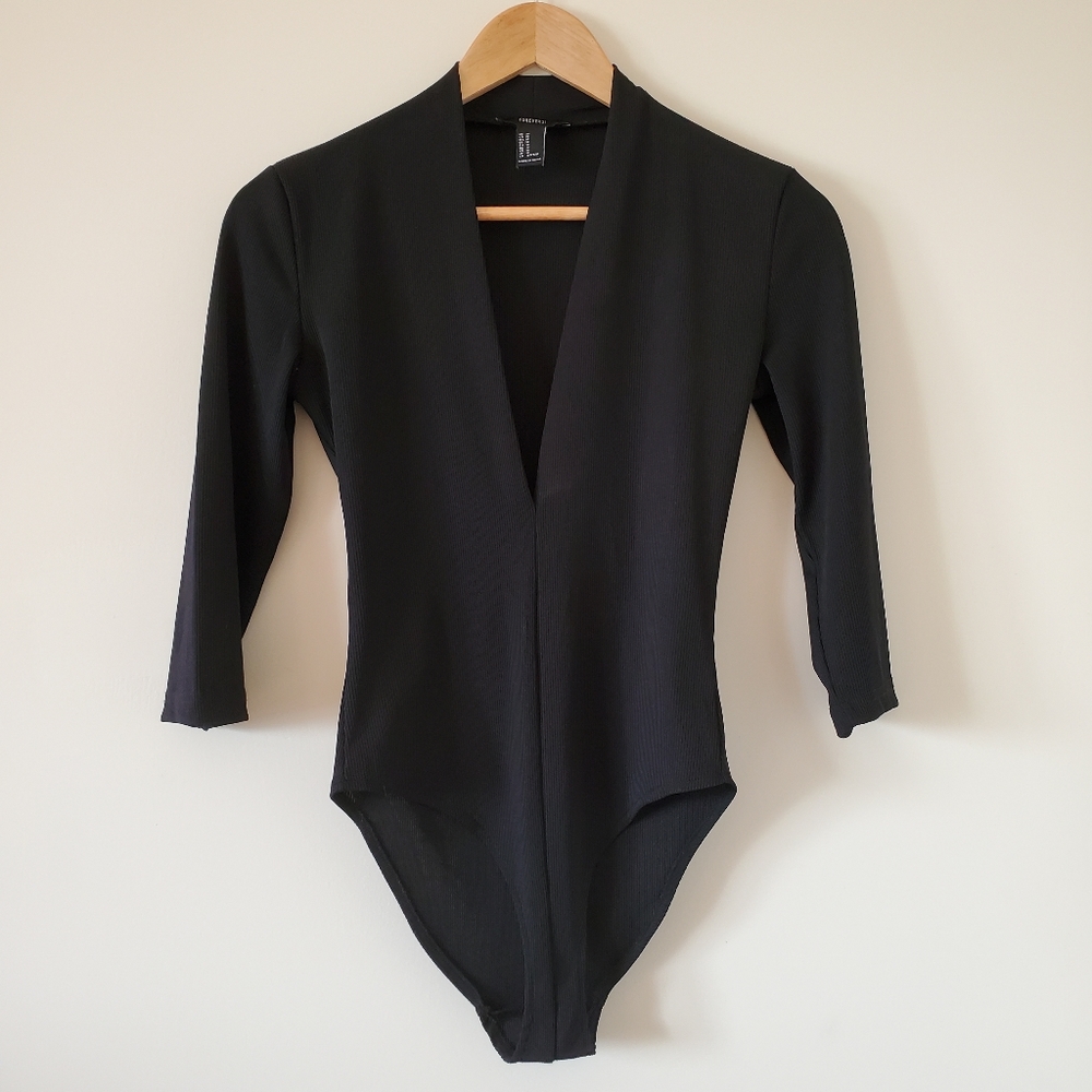 F21 Ribbed Bodysuit - Picture 2 of 12